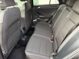 VW T-Roc bei Gebrauchtwagen.expert - Abbildung (10 / 15) VW T-Roc bei Gebrauchtwagen.expert - Abbildung (10 / 15)