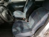 Peugeot 206 bei Gebrauchtwagen.expert - Abbildung (11 / 12)