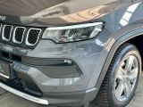 Jeep Compass bei Gebrauchtwagen.expert - Abbildung (4 / 15) Jeep Compass bei Gebrauchtwagen.expert - Abbildung (4 / 15)
