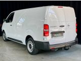 Opel Vivaro bei Gebrauchtwagen.expert - Abbildung (3 / 15) Opel Vivaro bei Gebrauchtwagen.expert - Abbildung (3 / 15)