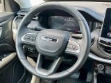 Jeep Compass bei Gebrauchtwagen.expert - Abbildung (11 / 15) Jeep Compass bei Gebrauchtwagen.expert - Abbildung (11 / 15)