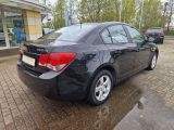 Chevrolet Cruze bei Gebrauchtwagen.expert - Abbildung (10 / 15)