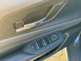Toyota Prius bei Gebrauchtwagen.expert - Abbildung (13 / 15)