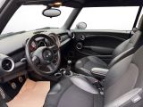 Mini Cooper S Cabrio bei Gebrauchtwagen.expert - Abbildung (9 / 15) Mini Cooper S Cabrio bei Gebrauchtwagen.expert - Abbildung (9 / 15)
