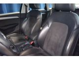 Audi Q3 bei Gebrauchtwagen.expert - Abbildung (14 / 15) Audi Q3 bei Gebrauchtwagen.expert - Abbildung (14 / 15)