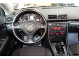 Audi A4 bei Gebrauchtwagen.expert - Abbildung (14 / 15)