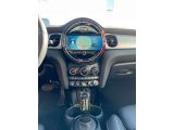 Mini Cooper bei Gebrauchtwagen.expert - Abbildung (13 / 15)