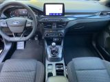 Ford Focus bei Gebrauchtwagen.expert - Abbildung (10 / 15)