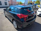 Toyota Auris bei Gebrauchtwagen.expert - Abbildung (6 / 15)