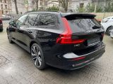 Volvo V60 bei Gebrauchtwagen.expert - Abbildung (4 / 15)