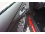 Ford Focus Turnier bei Gebrauchtwagen.expert - Abbildung (13 / 15) Ford Focus Turnier bei Gebrauchtwagen.expert - Abbildung (13 / 15)