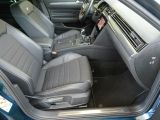 VW Passat bei Gebrauchtwagen.expert - Abbildung (6 / 15)