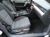 VW Passat bei Gebrauchtwagen.expert - Abbildung (6 / 15)