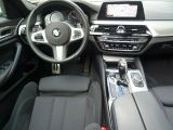 BMW 5er bei Gebrauchtwagen.expert - Abbildung (4 / 15)