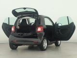 Smart smart fortwo bei Gebrauchtwagen.expert - Abbildung (9 / 15) Smart smart fortwo bei Gebrauchtwagen.expert - Abbildung (9 / 15)