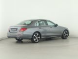 Mercedes-Benz E-Klasse bei Gebrauchtwagen.expert - Abbildung (6 / 15)