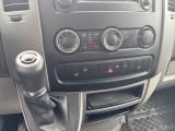 Mercedes-Benz Sprinter bei Gebrauchtwagen.expert - Abbildung (13 / 15) Mercedes-Benz Sprinter bei Gebrauchtwagen.expert - Abbildung (13 / 15)