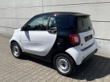 Smart smart fortwo bei Gebrauchtwagen.expert - Abbildung (8 / 15)