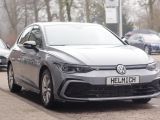 VW Golf VIII bei Gebrauchtwagen.expert - Abbildung (5 / 14)