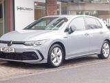 VW Golf VIII bei Gebrauchtwagen.expert - Abbildung (4 / 14)