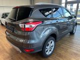 Ford Kuga bei Gebrauchtwagen.expert - Abbildung (2 / 15) Ford Kuga bei Gebrauchtwagen.expert - Abbildung (2 / 15)