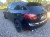 Porsche Cayenne bei Gebrauchtwagen.expert - Abbildung (8 / 9)