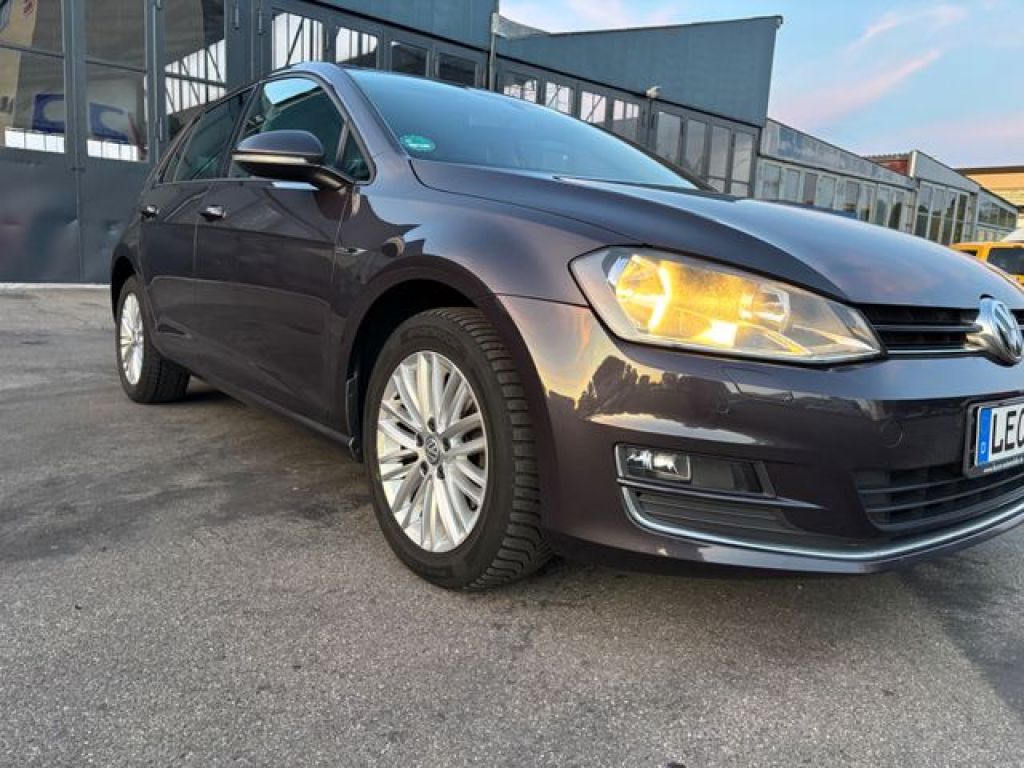 VW Golf VII bei Gebrauchtwagen.expert - Hauptabbildung VW Golf VII bei Gebrauchtwagen.expert - Hauptabbildung