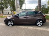 Opel Astra bei Gebrauchtwagen.expert - Abbildung (2 / 15)