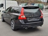 Volvo V70 bei Gebrauchtwagen.expert - Abbildung (3 / 10) Volvo V70 bei Gebrauchtwagen.expert - Abbildung (3 / 10)