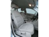 Audi A4 bei Gebrauchtwagen.expert - Abbildung (15 / 15) Audi A4 bei Gebrauchtwagen.expert - Abbildung (15 / 15)