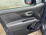 Jeep Renegade bei Gebrauchtwagen.expert - Abbildung (9 / 15)