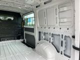 VW Crafter bei Gebrauchtwagen.expert - Abbildung (11 / 15) VW Crafter bei Gebrauchtwagen.expert - Abbildung (11 / 15)
