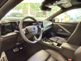Opel Astra bei Gebrauchtwagen.expert - Abbildung (14 / 15)