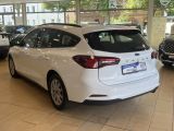 Ford Focus bei Gebrauchtwagen.expert - Abbildung (4 / 15)