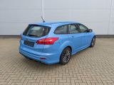 Ford Focus Turnier bei Gebrauchtwagen.expert - Abbildung (5 / 15)
