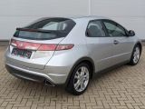 Honda Civic bei Gebrauchtwagen.expert - Abbildung (6 / 15)