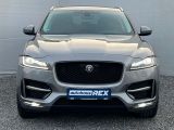 Jaguar F-Pace bei Gebrauchtwagen.expert - Abbildung (2 / 15)