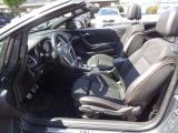 Opel Cascada bei Gebrauchtwagen.expert - Abbildung (6 / 10)