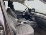 Ford Kuga bei Gebrauchtwagen.expert - Abbildung (7 / 8)