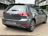 VW Golf VII bei Gebrauchtwagen.expert - Abbildung (10 / 12)