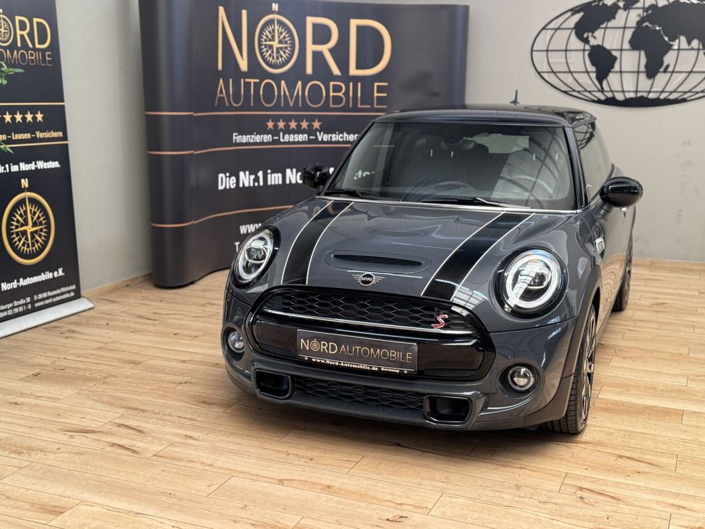 Mini Cooper S bei Gebrauchtwagen.expert - Hauptabbildung Mini Cooper S bei Gebrauchtwagen.expert - Hauptabbildung