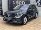 VW Tiguan bei Gebrauchtwagen.expert - Abbildung (6 / 10) VW Tiguan bei Gebrauchtwagen.expert - Abbildung (6 / 10)