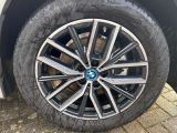 BMW iX1 bei Gebrauchtwagen.expert - Abbildung (13 / 15) BMW iX1 bei Gebrauchtwagen.expert - Abbildung (13 / 15)