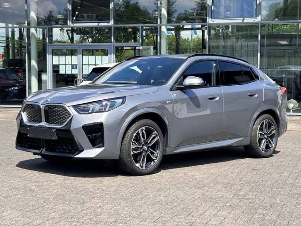BMW xDrive M Sport bei Gebrauchtwagen.expert - Hauptabbildung BMW xDrive M Sport bei Gebrauchtwagen.expert - Hauptabbildung