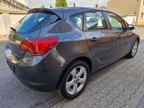 Opel Astra bei Gebrauchtwagen.expert - Abbildung (6 / 15)