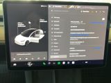 Tesla Model 3 bei Gebrauchtwagen.expert - Abbildung (13 / 15) Tesla Model 3 bei Gebrauchtwagen.expert - Abbildung (13 / 15)