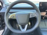Tesla Model 3 bei Gebrauchtwagen.expert - Abbildung (12 / 15) Tesla Model 3 bei Gebrauchtwagen.expert - Abbildung (12 / 15)