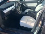 Tesla Model 3 bei Gebrauchtwagen.expert - Abbildung (14 / 15) Tesla Model 3 bei Gebrauchtwagen.expert - Abbildung (14 / 15)
