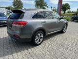 Kia Sorento bei Gebrauchtwagen.expert - Abbildung (8 / 15)