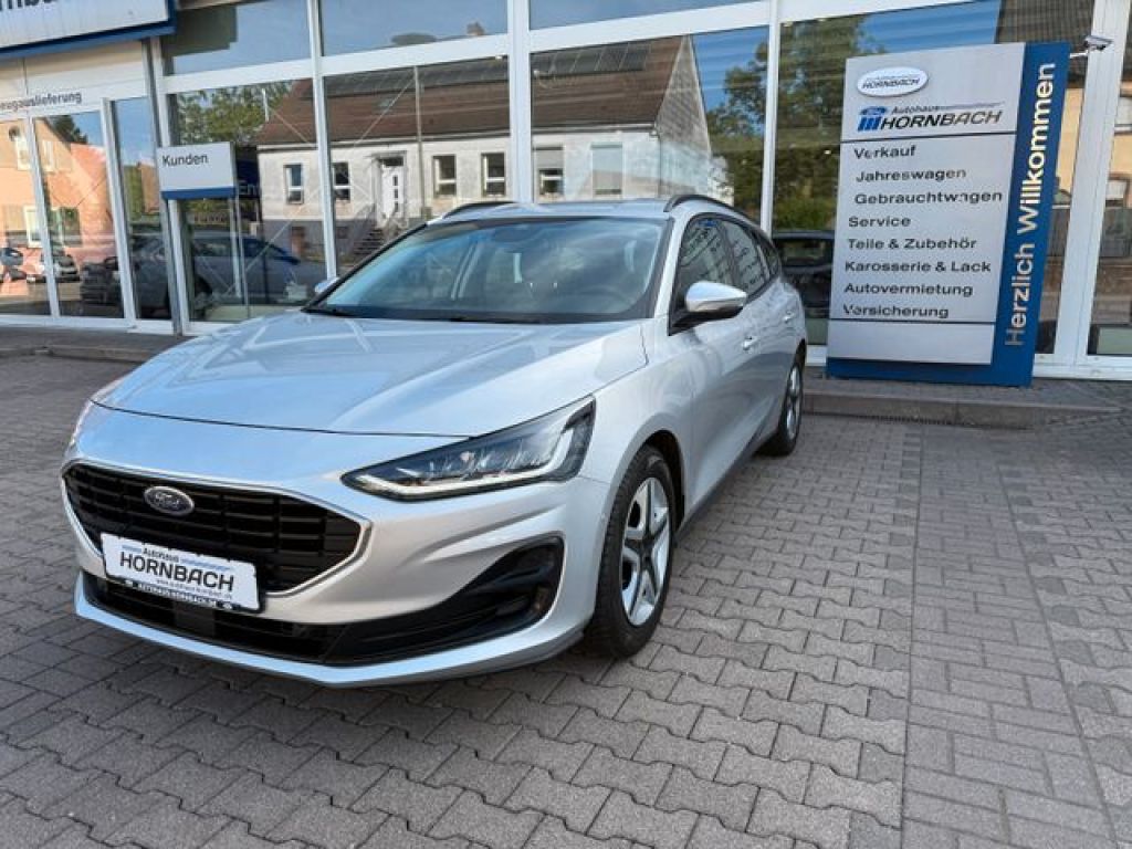 Ford Focus Turnier bei Gebrauchtwagen.expert - Hauptabbildung Ford Focus Turnier bei Gebrauchtwagen.expert - Hauptabbildung